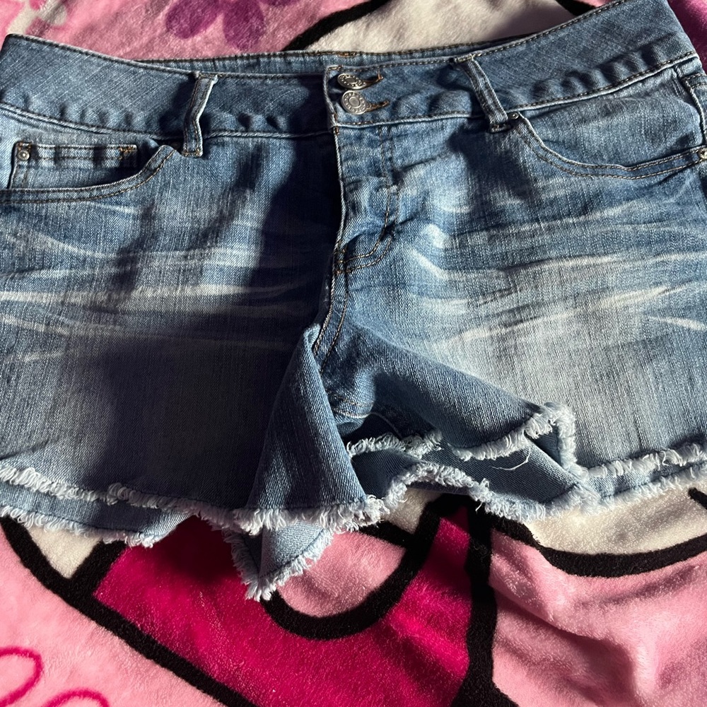 Refuge brand shorts size 12
